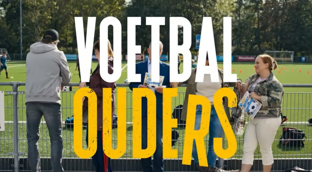 Comedyserie Voetbalouders met muziek van Douwe Bob, Skik en Bertolf